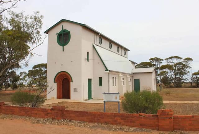 Monsignor Hawes Heritage Trail